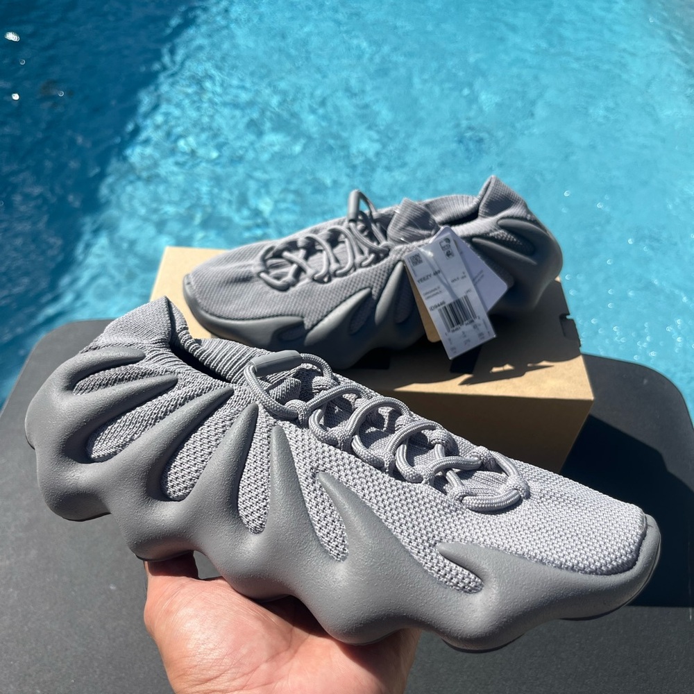 Adidas Yeezy 450 grey size 9.5
